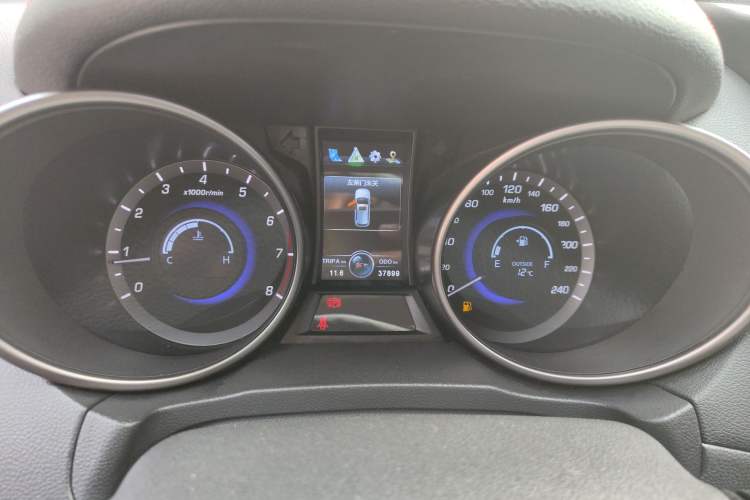 Used Changan CS75 2017 Shangku Edition 1.5T Manual ZhiXiang Model