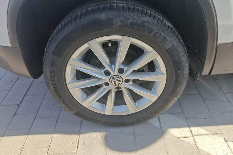 Used Volkswagen Tiguan 2017 300TSI Automatic Two-Wheel Drive Silk Road Luxury Edition
