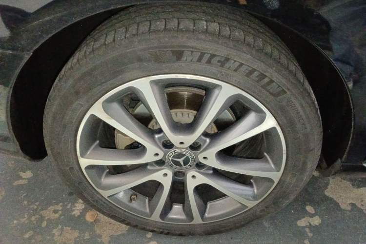 Used Mercedes-Benz E-Class 2019 Facelifted E 300 L Stylish Version
