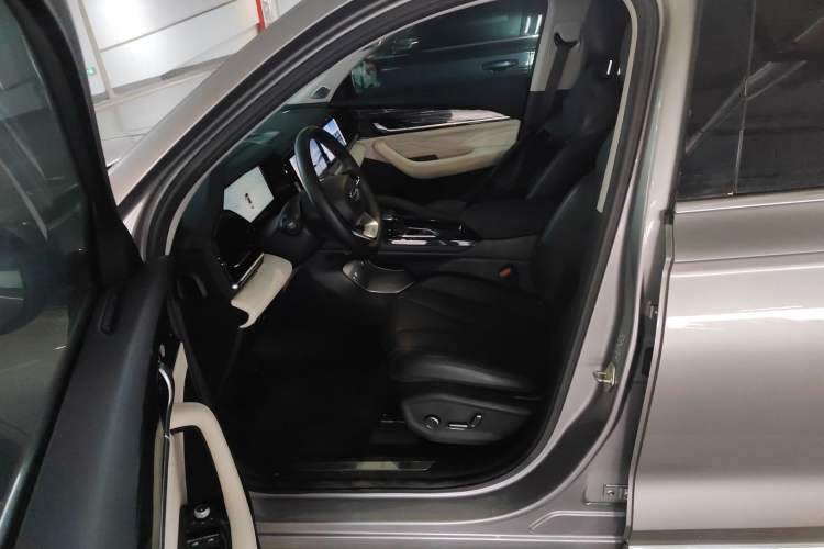 Used Geely Auto Monjaro L 2023 2.0TD High-Power Automatic Two-Wheel Drive Flagship Version
