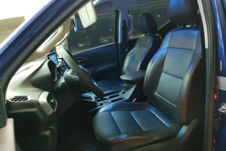 Used Chana F70 2021 2.4T Gasoline Automatic 4x4 Executive Version Standard Wheelbase 4K22D4T
