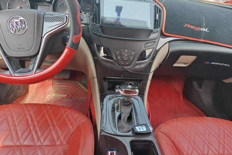 Used Buick Regal 2014 2.0L Leading Fashion Edition