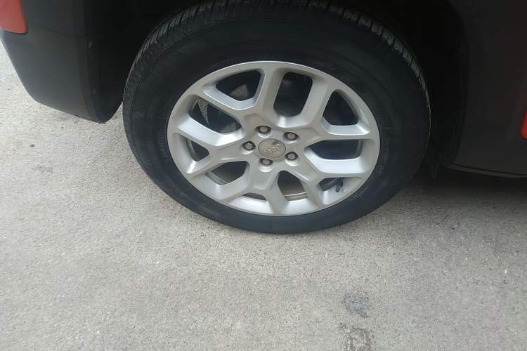 Used  Renegade 2017 180T Automatic High-Energy Version
