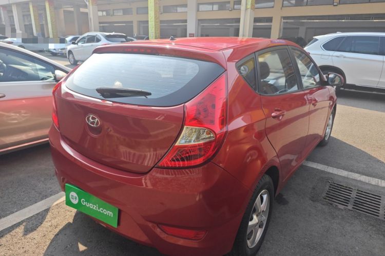 Used Hyundai Verna Ray 2014 1.4L Automatic GLX
