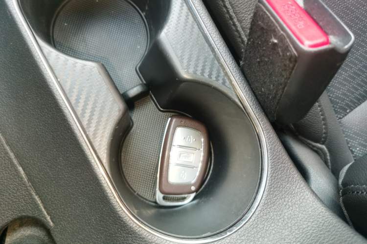 Used Hyundai Elantra 2016 1.6L Automatic ZhiXuan · Flagship Edition
