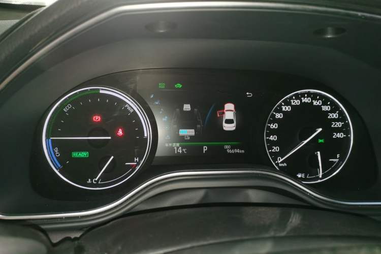 Used Toyota Avalon 2019 Dual-Engine 2.5L Luxury Edition China VI Standard
