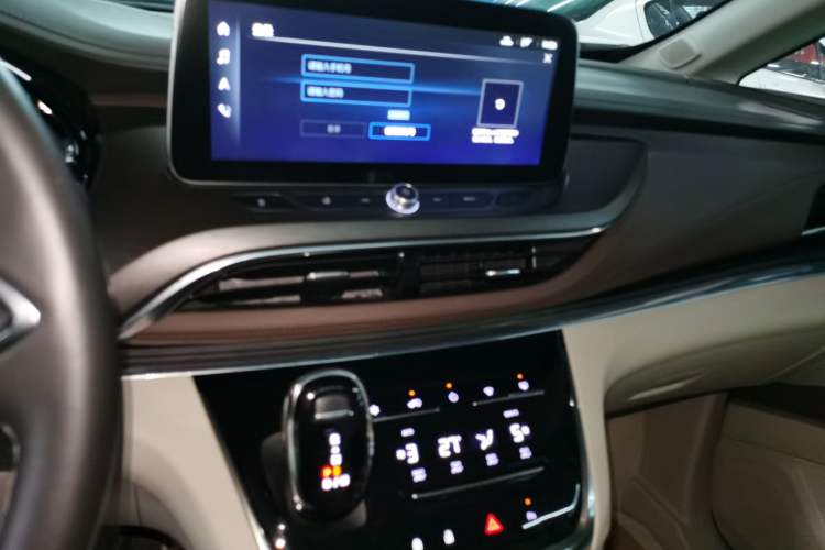 Used Buick GL8 2022 Land Business Class 652T Luxury Model
