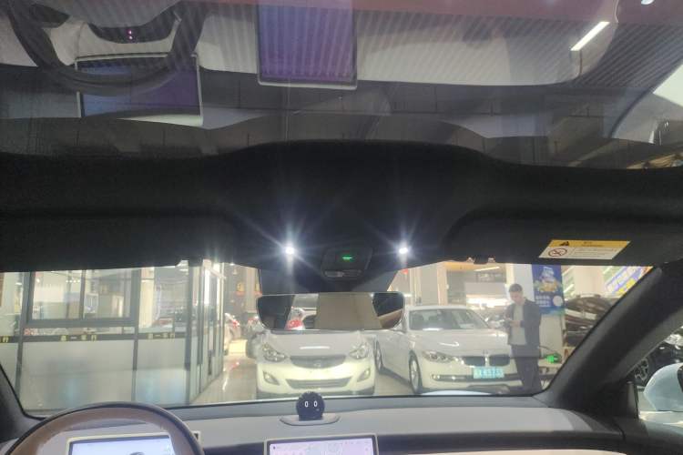 Used Nio ET5 2022 75 kWh
