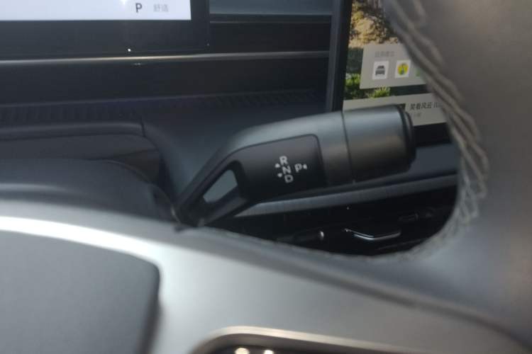 Used  E5 2024 530km Starship Edition
