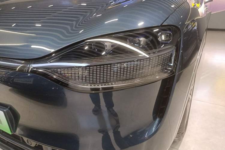 Used Hima AITO M9 2024 Range-Extended Ultra Version 42 kWh 6-Seater Model