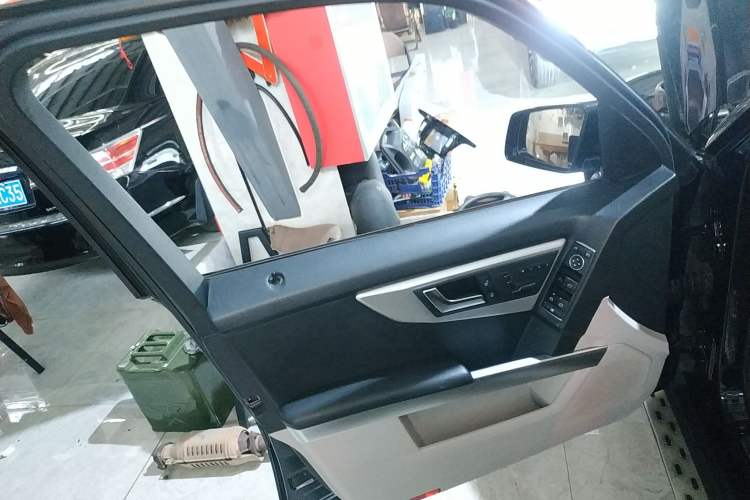 Used Mercedes-Benz GLK-Class 2014 GLK 260 4MATIC Dynamic Model