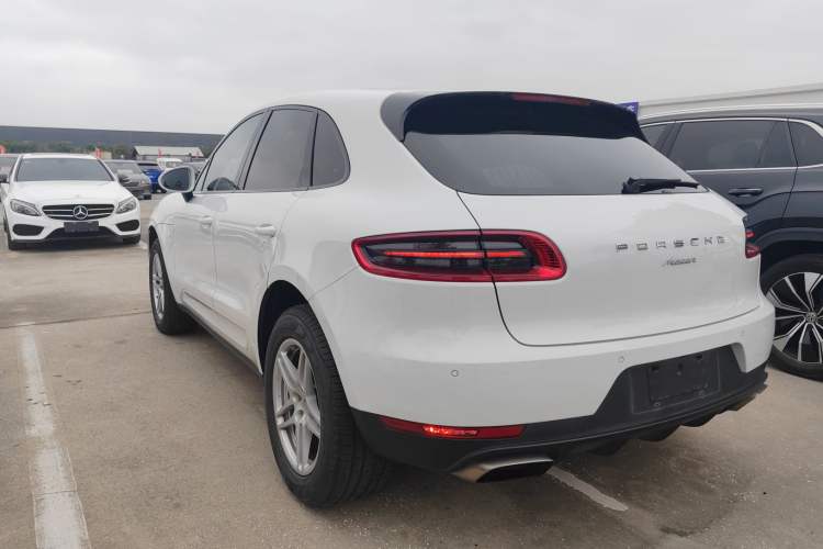 Used Porsche Macan 2016 Macan 2.0T
