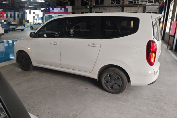 Used Wuling Hongguang New Energy 2025 Extended-Range Hybrid 50KM Comfort Version
