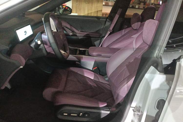 Used Nio ET5T 2025 75 kWh Touring