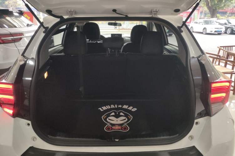 Used Toyota YARiS L 2021 X-Trail 1.5L CVT Leading Edition
