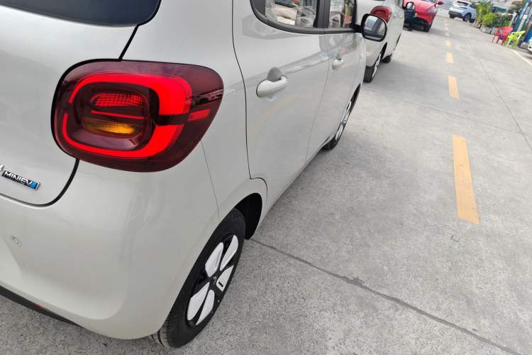 Used Wuling Hongguang MINIEV 2025 Four-Door Version Advanced Edition