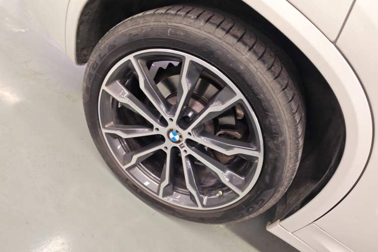 Used BMW X3 2022 Second Facelift xDrive30i Leading Edition M Night Sky Package
