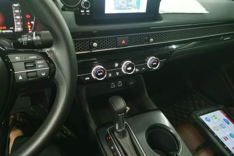 Used Honda Civic 2023 240TURBO CVT Dynamic Edition