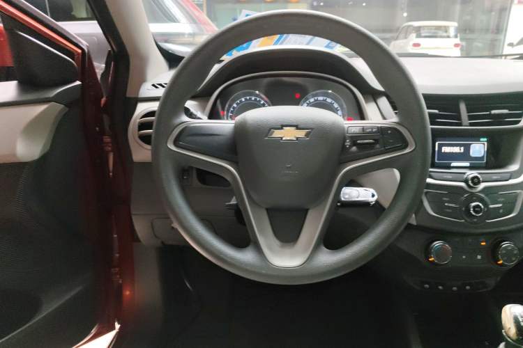 Used Chevrolet Sail 2015 Sail 3 1.5L Manual Happiness Edition
