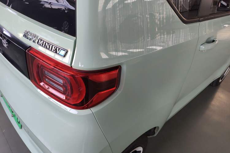 Used Wuling Hongguang MINIEV 2022 Macaron Fashion Edition Lithium-Nickel-Cobalt-Alpha-oxide