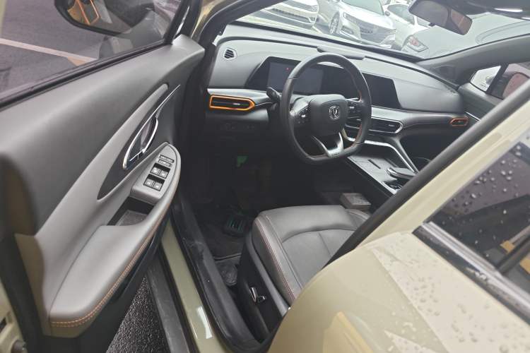 Used Changan UNI-T 2023 Second-Generation 1.5T Prestige Model