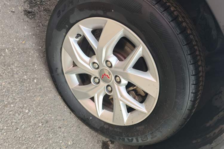 Used Wuling Hongguang S3 2019 1.5L Manual Standard Version China VI Standard
