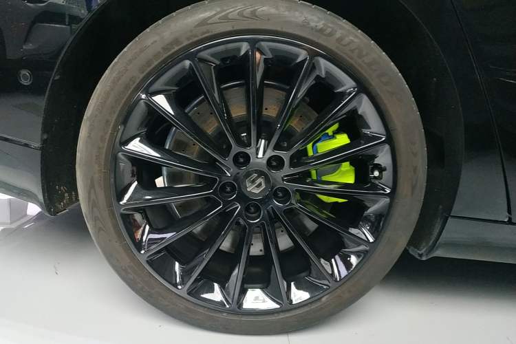 Used Leapmotor C01 2022 Four-Wheel Drive Dual-Motor High-Performance Version
