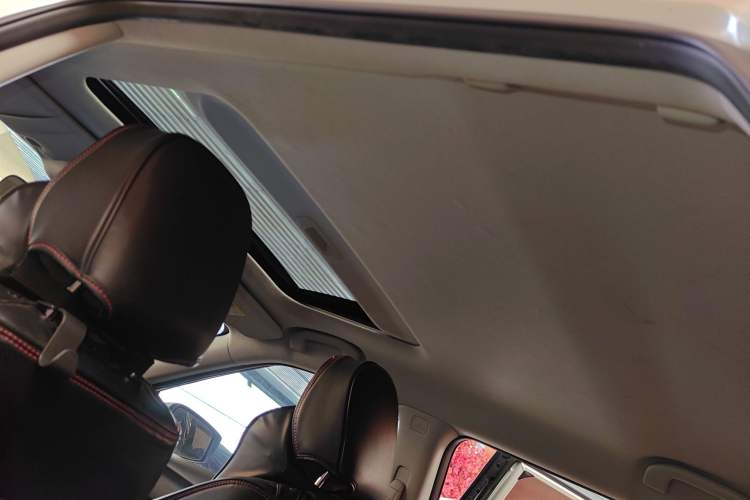 Used Nissan Lannia 2021 1.6L CVT Smart Connect Smart Cool Edition
