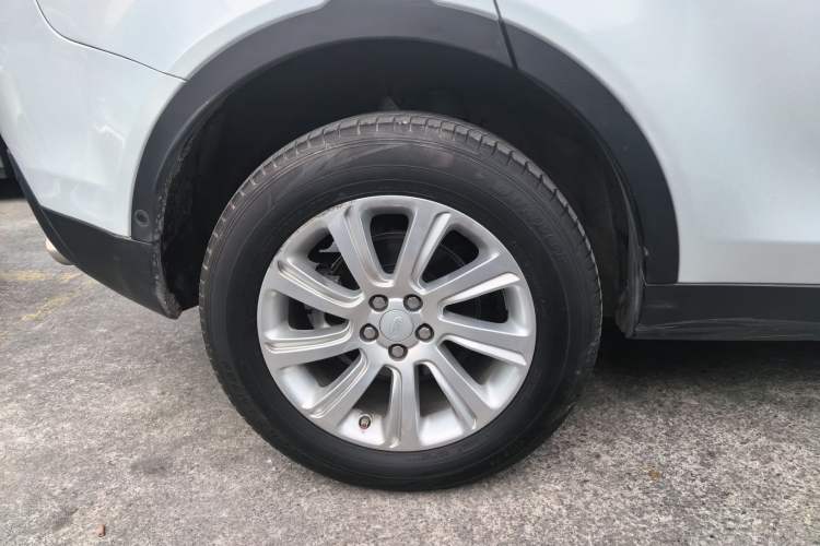 Used Land Rover Discovery Sport 2018 240 PS SE Version