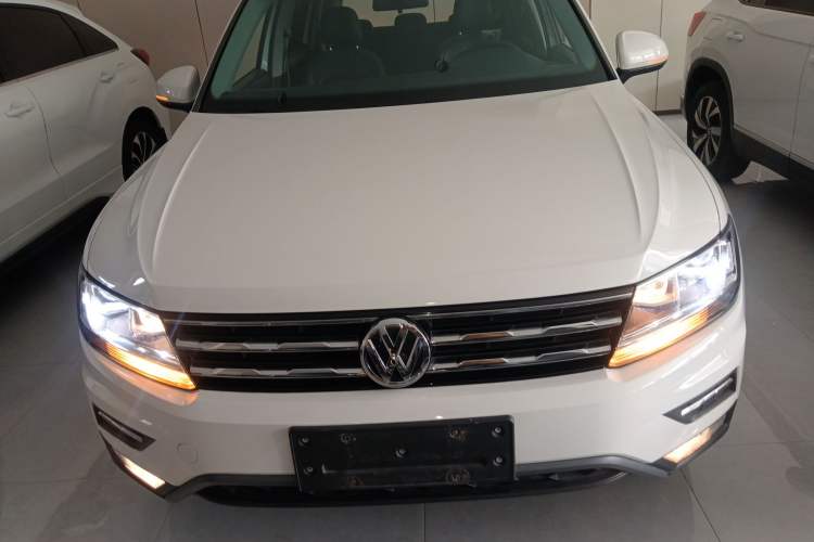 Used Volkswagen Tiguan L 2018 280TSI Automatic Two-Wheel Drive Comfort Edition
