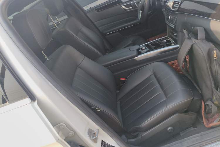 Used Mercedes-Benz E-Class 2015 E 260 L Sport & Fashion Model
