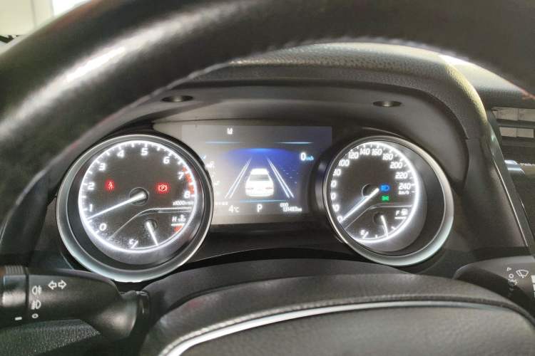 Used Toyota Camry 2018 2.5G Luxury Edition
