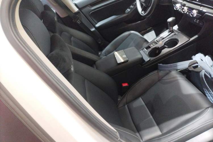 Used Honda Integra 2023 240TURBO CVT Leading Edition
