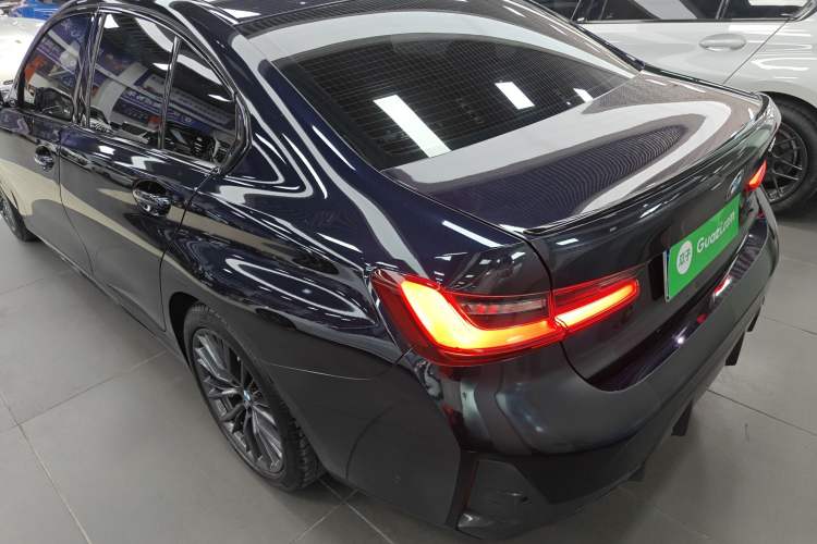 Used BMW 3 Series 2024 330i M Sport Night Edition Package