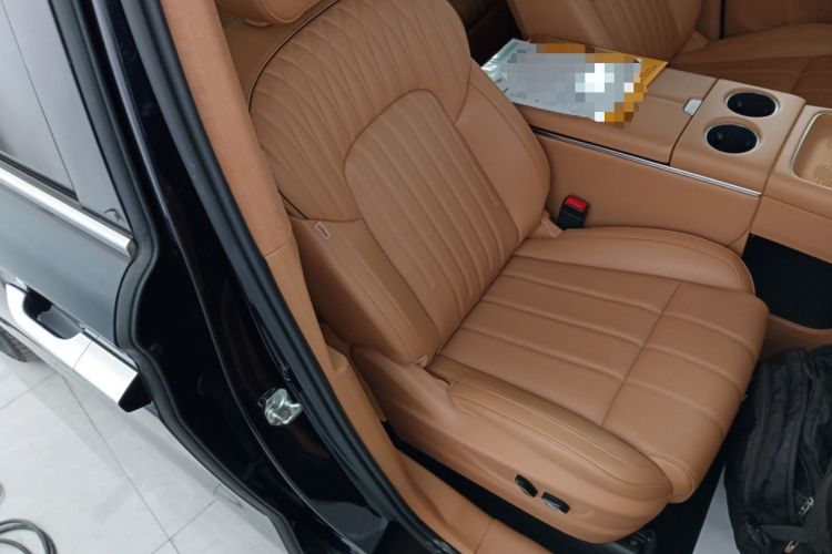 Used VOYAH Dream 2025 PHEV Four-Wheel-Drive Flagship Kunpeng Edition
