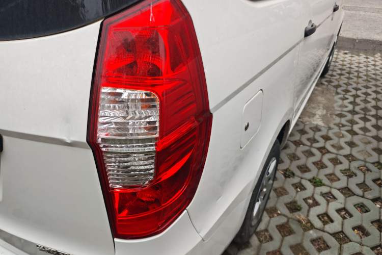 Used Wuling Hongguang 2015 1.5L S Basic Version China V Standard
