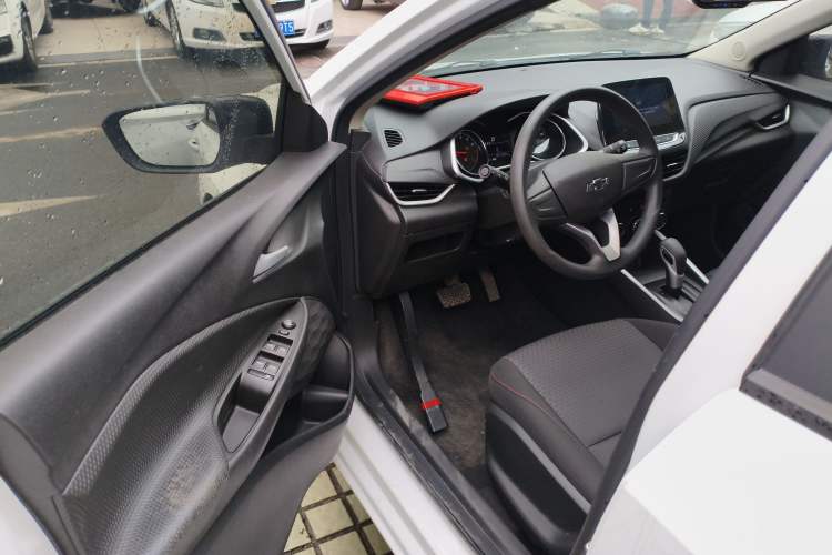 Used Chevrolet Cavalier 2020 Redline 325T Automatic Xinshang Edition China VI Standard
