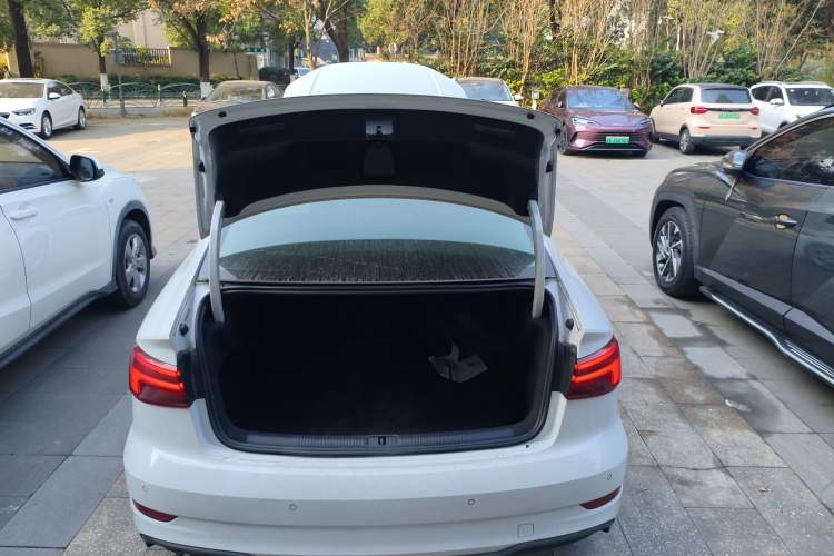 Used Audi A3 2017 Limousine 35 TFSI Fashion Model