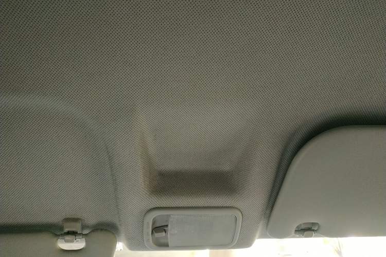 Used Wuling Yangguang 2024 300km Comfort Version with Sealed Windows 60kW
