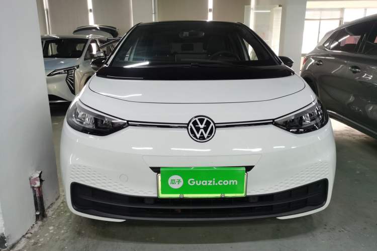 Used Volkswagen ID.3 2025 Smart Edition Outstanding Model
