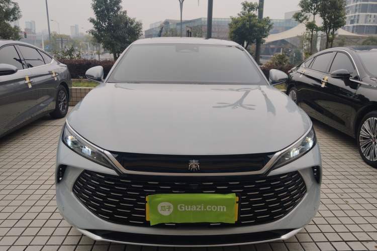 Used BYD Qin L 2024 DM-i 120KM Excellence Model
