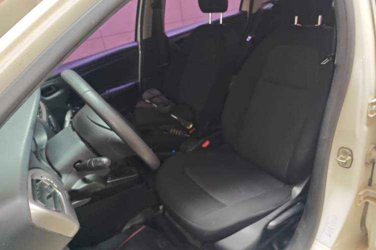 Used Peugeot 301 2016 1.6L Manual Comfort Edition