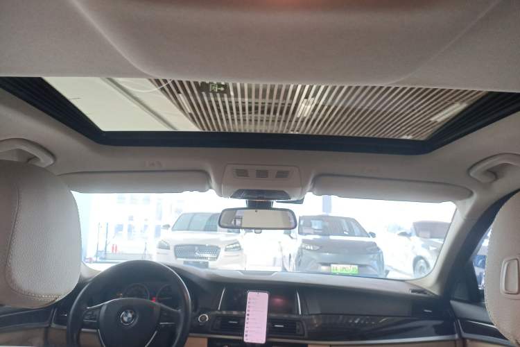 Used BMW 5 Series 2014 525Li Luxury Design Package