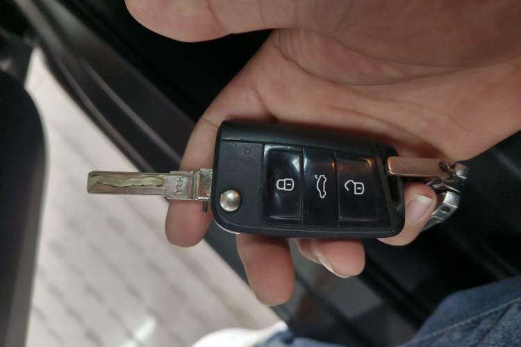 Used Skoda Octavia 2019 1.5L Automatic SmartDrive Comfort Edition China VI Standard
