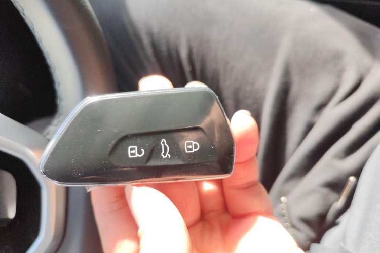 Used Volkswagen Lamando 2025 Lavida L 280TSI DSG Cool & Spicy Edition
