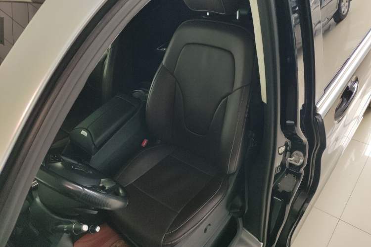 Used Mercedes-Benz V-Class 2018 V 260 L Prestige Extended Version China VI
