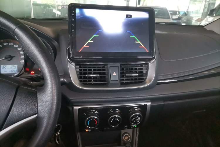 Used Toyota YARiS L 2020 X-Trail X 1.5L CVT Luxury Edition
