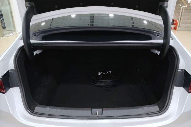 Used BYD Qin PLUS 2023 Champion Edition DM-i 120KM Beyond Model
