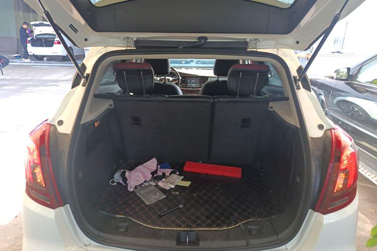 Used Buick Encore 2016 18T Automatic All-Wheel-Drive Flagship Model
