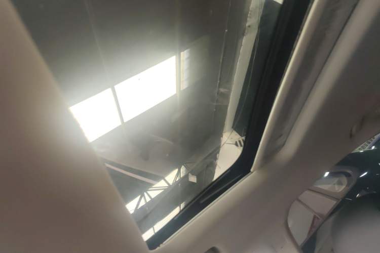 Used Roewe i5 2023 1.5L CVT Luxury Edition
